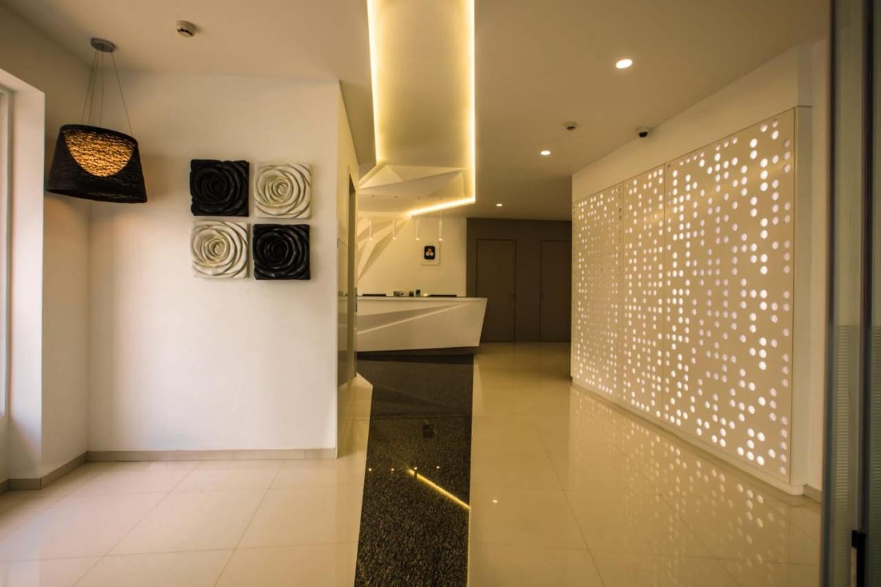 The Mayberry -A Bergamont Group Of Hotels Tiruppur Exterior photo